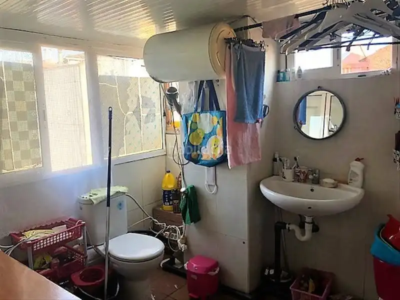 Badezimmer von Maisonette zum Verkauf in Sant Boi de Llobregat mit Klimaanlage, Parkett und Terrasse