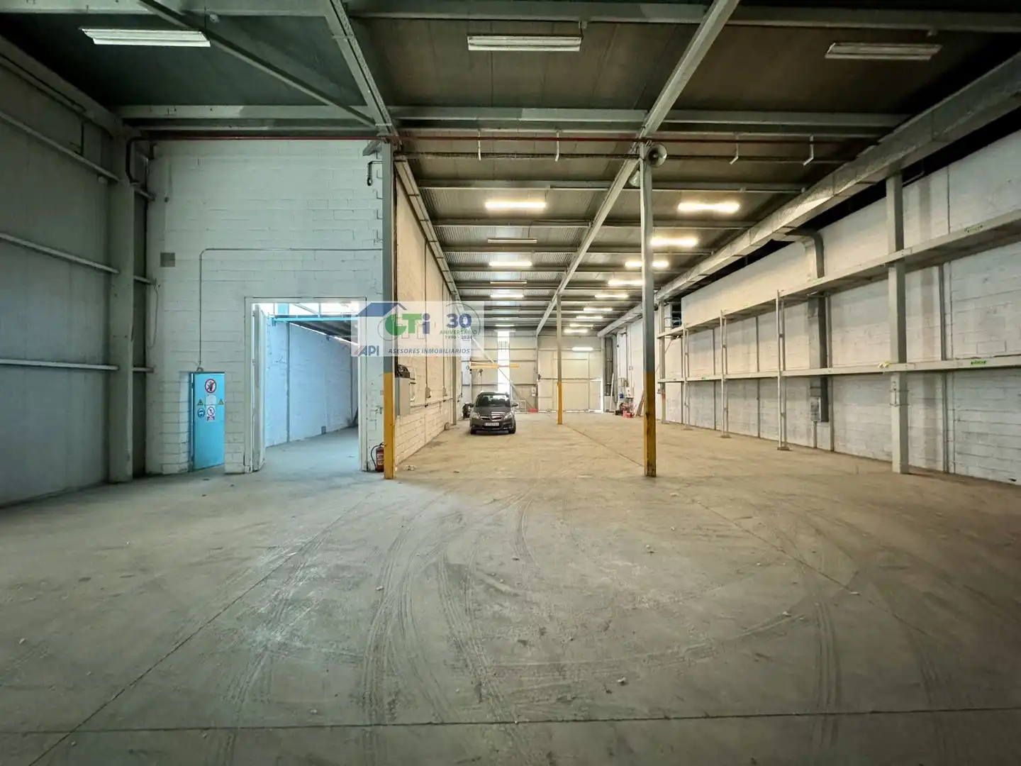Nau industrial en venda en Zaragoza