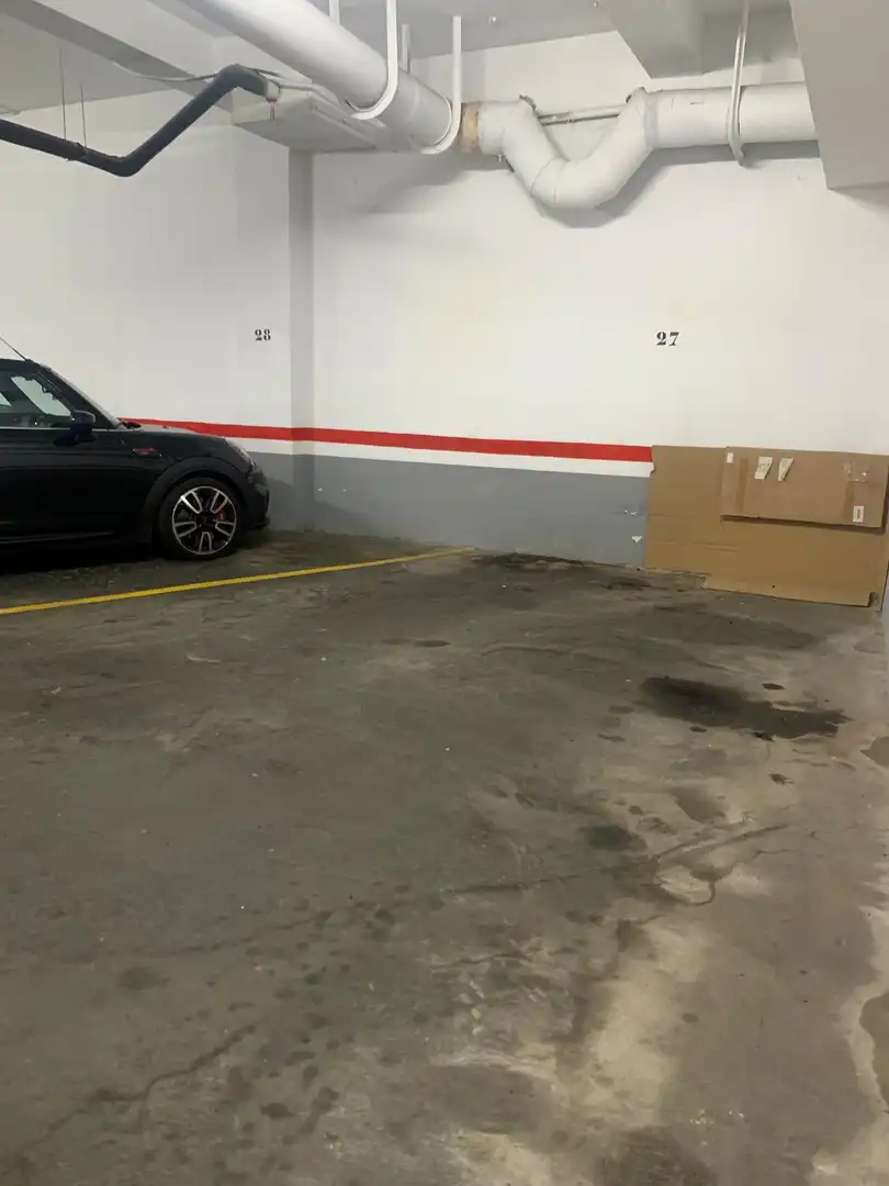 Einzelparkplatz zur Miete in Carrer de Déu i Mata 150, imagen 5