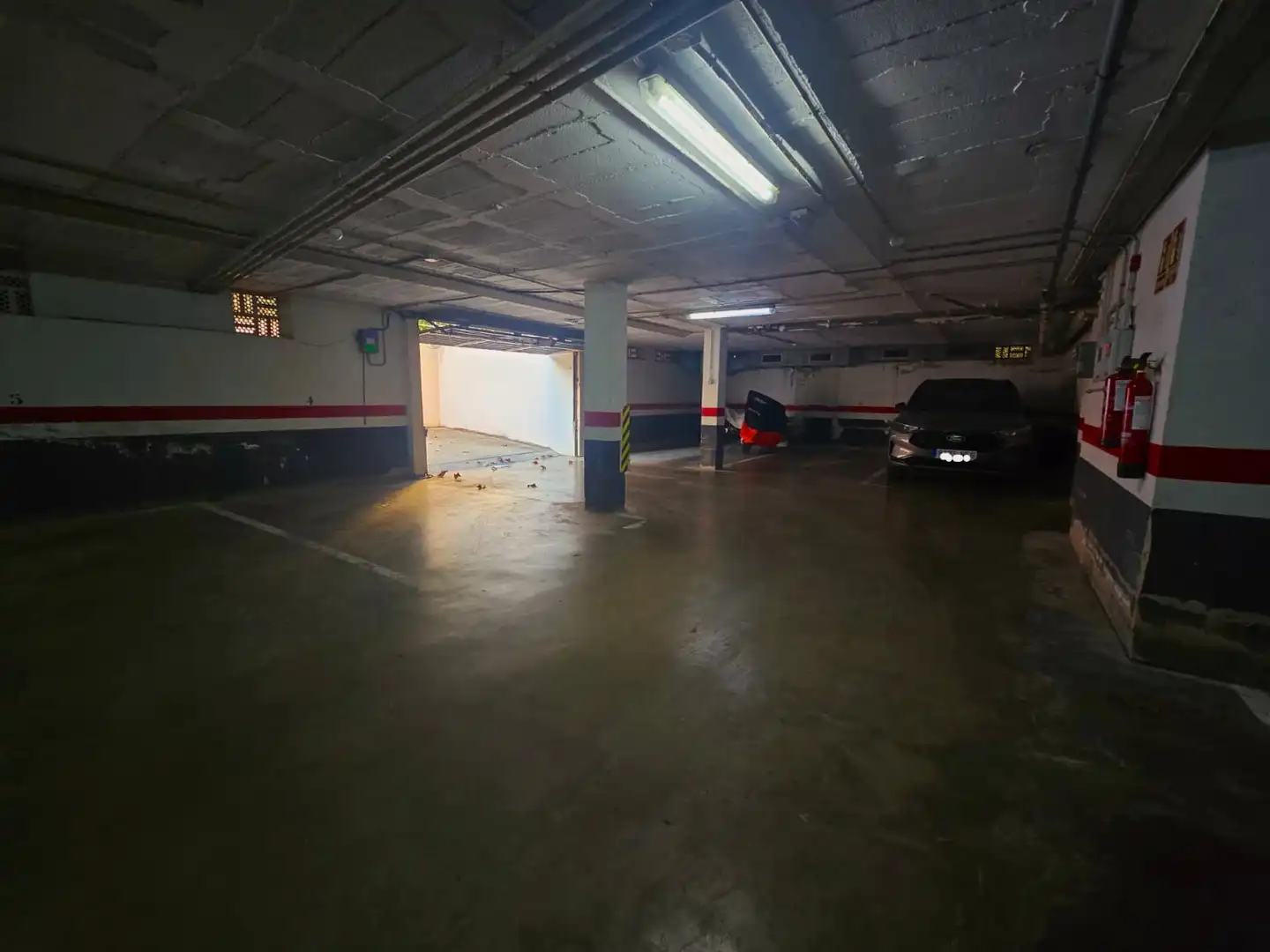 Parkplatz mit Aufzug zum Verkauf in Centre, imagen 2