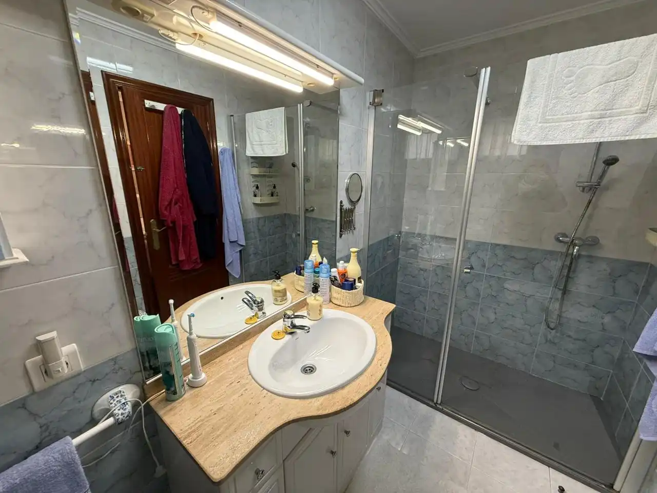Baño de Casa o chalet en venta en Castro-Urdiales con Calefacción, Jardín privado y Terraza
