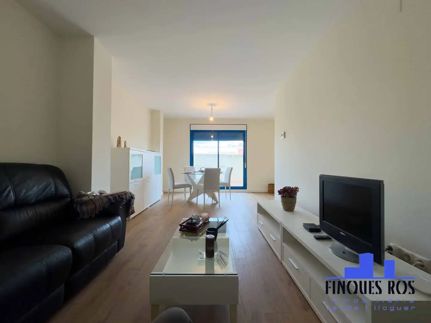 Sala de estar de Ático en venta en Vinaròs con Aire acondicionado, Calefacción y Parquet