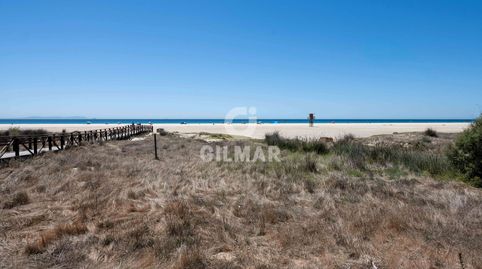 Exclusivo chalet adosado en Tarifa con vistas al marSe vende magnífico chalet adosado en una de las urbanizaciones más demandadas