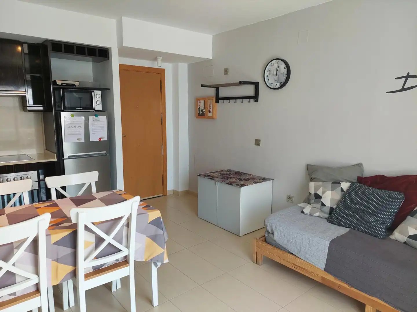 Living room of Flat for sale in Deltebre  with Air Conditioner, Terrace and Furnished