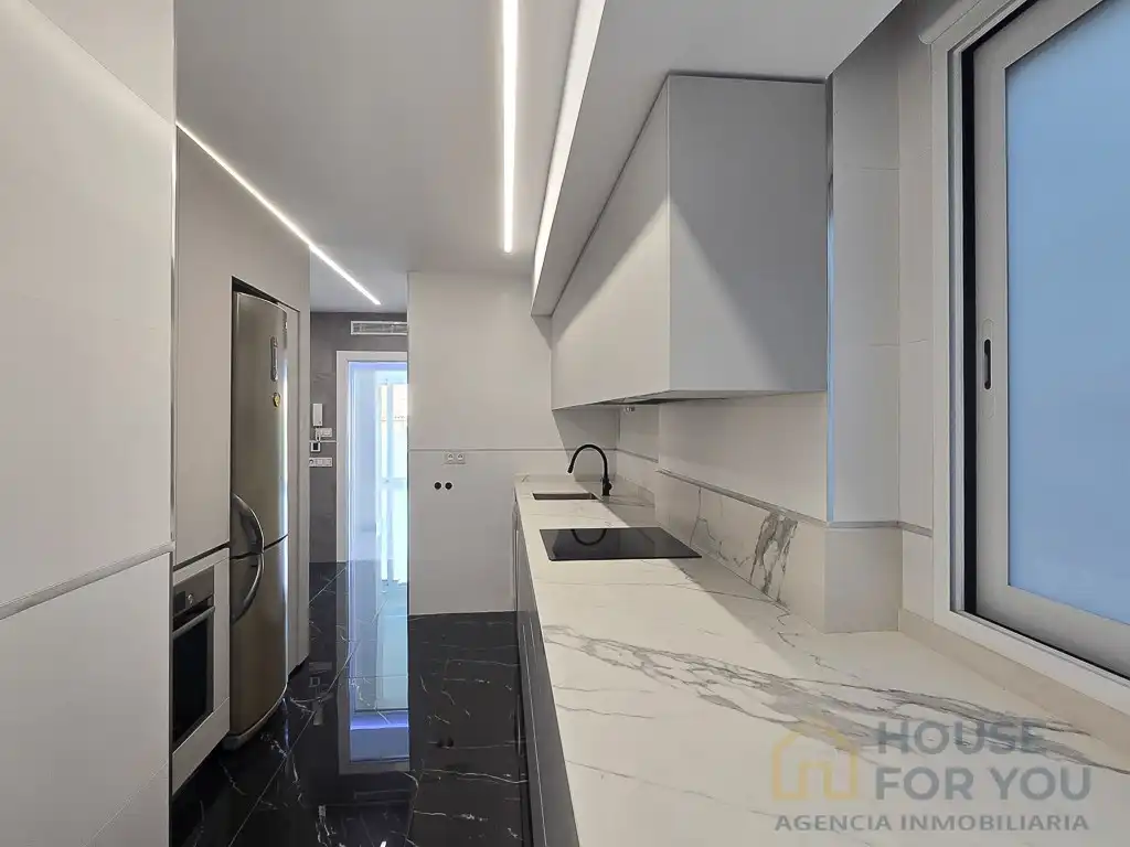Cocina de Piso de alquiler en Murcia