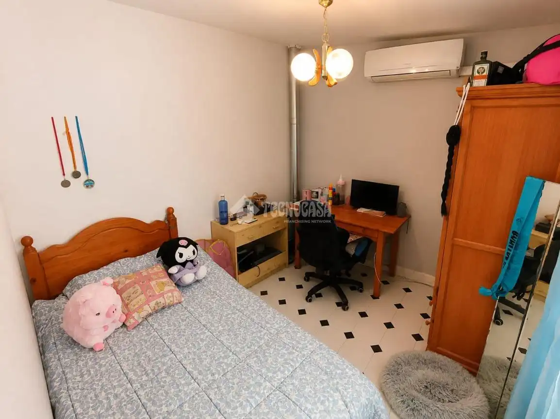 Casa aparellada en venda a Valdeverdeja, imagen 17