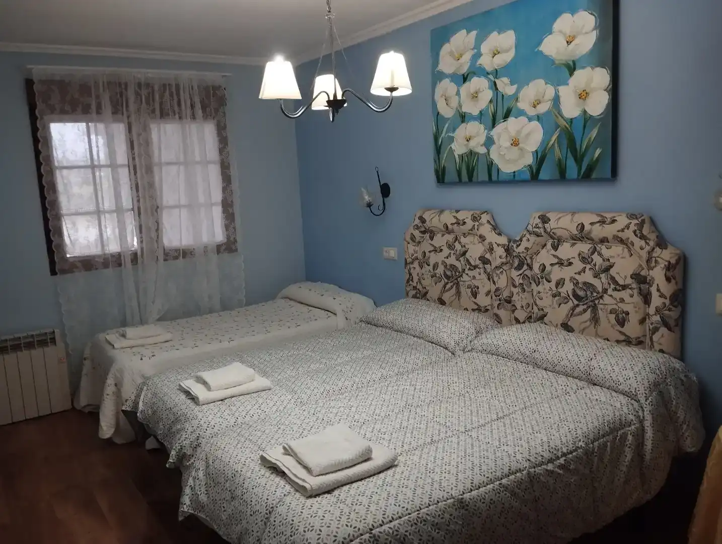 Schlafzimmer von Wohnungen zur Miete in Riós mit Parkett, Möbliert und Ofen