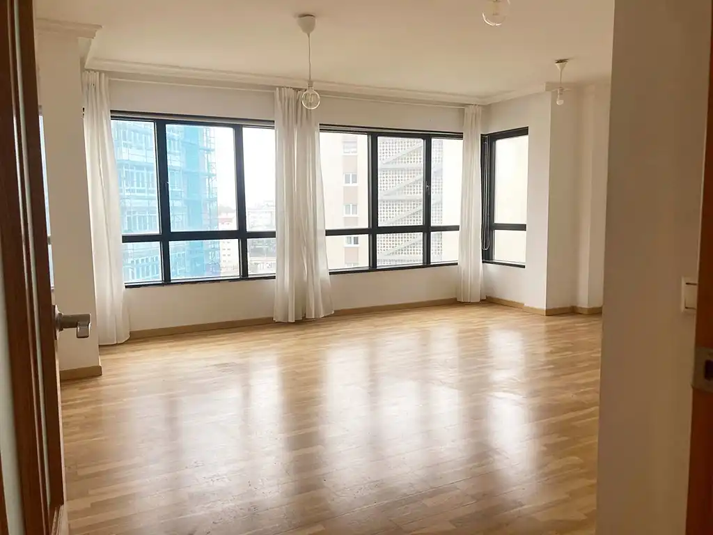 Sala de estar de Piso en venta en A Coruña Capital  con Calefacción, Parquet y Trastero