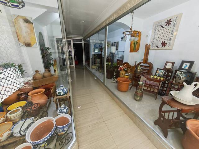 Local comercial en Alquiler en Huétor Tájar