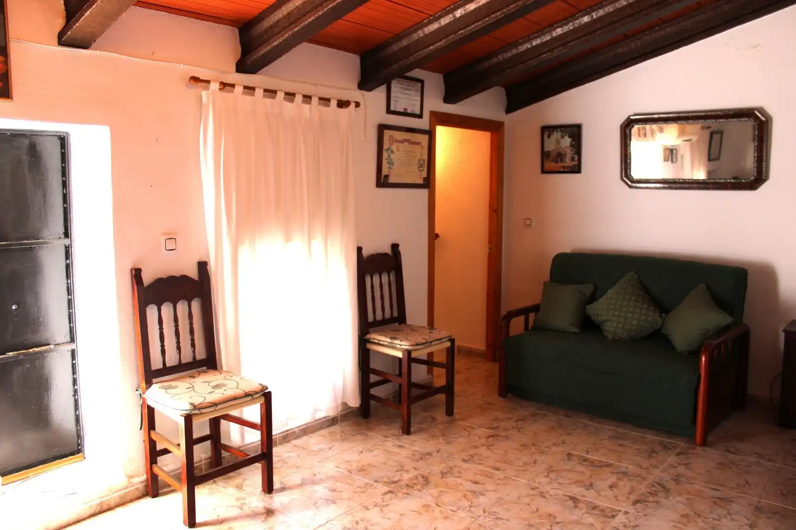 Sala d'estar de Casa o xalet en venda en Castilblanco de los Arroyos amb Aire condicionat, Calefacció i Traster
