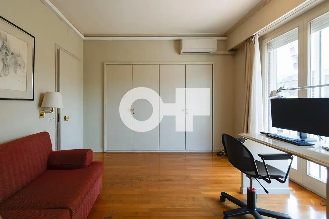 Piso con terraza en venta en Carrer Carrer Jacinto Benavente, imagen 49