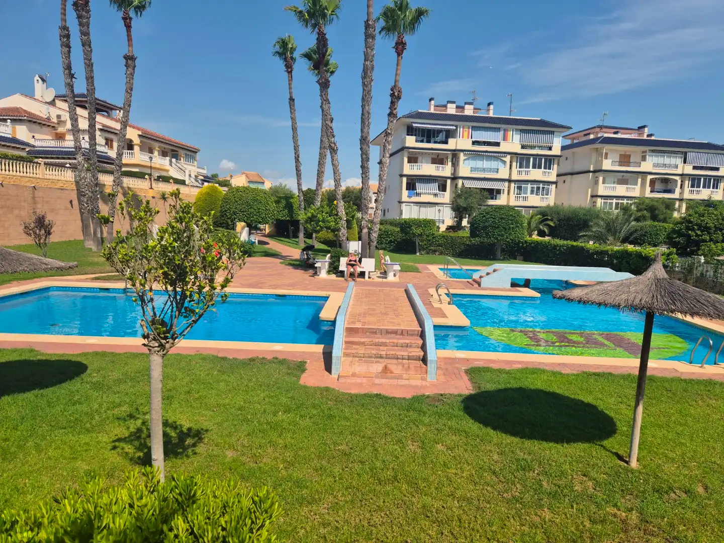 Swimming pool of Flat for sale in Torrevieja  with Air Conditioner, Terrace and Storage room