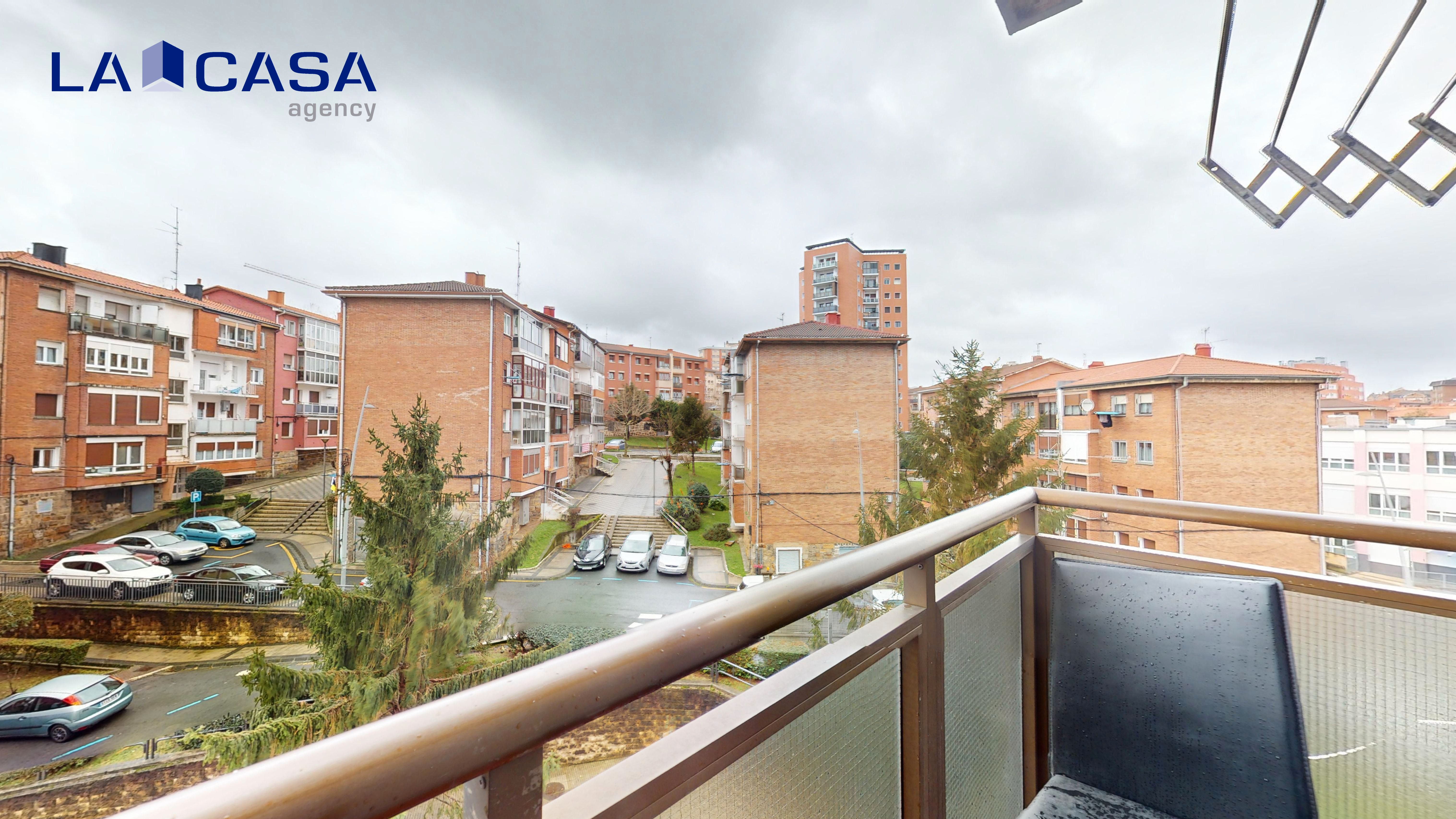 Balcony of Flat for sale in Barakaldo   with Heating and Balcony