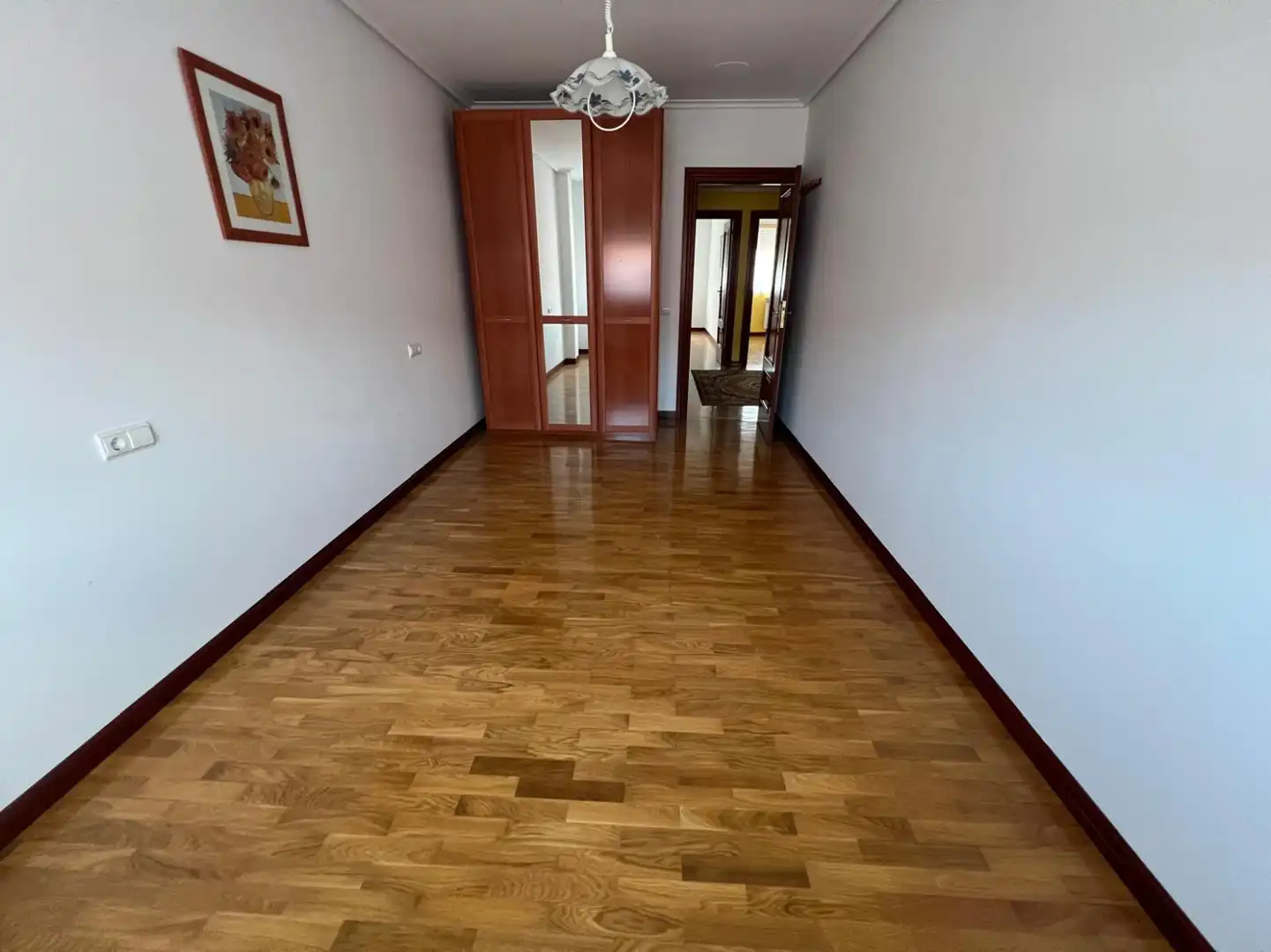 Piso en venta en  Logroño con Calefacción, Parquet y Terraza