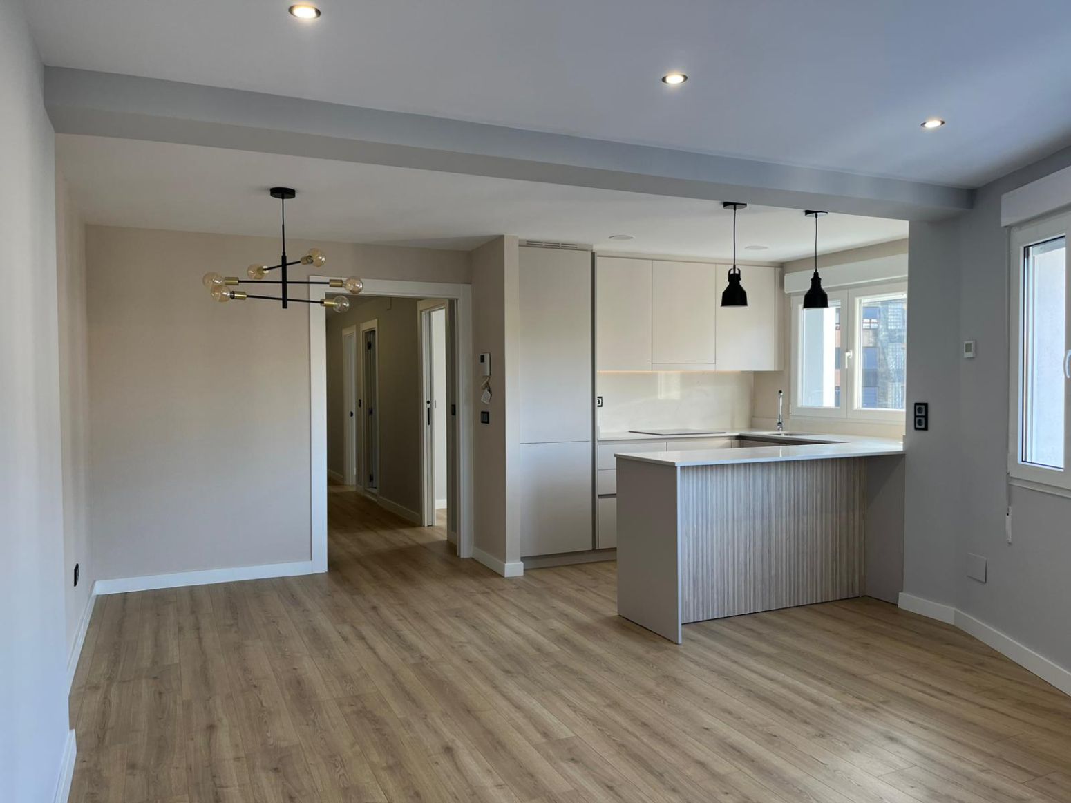 Cocina de Piso en venta en Avilés con Calefacción, Jardín privado y Domótica