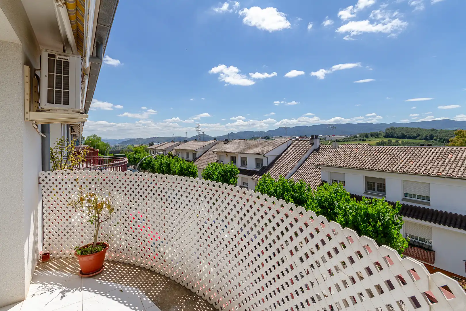 Terraza de Piso en venta en Sant Esteve Sesrovires con Aire acondicionado, Calefacción y Horno