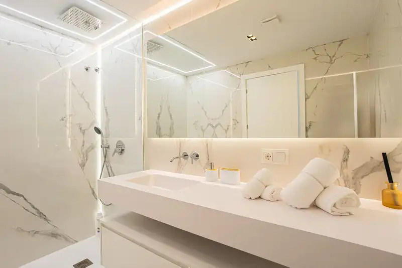 Bathroom of Detached homes for rent in Marbella  with Air Conditioner, Terrace and Storage room