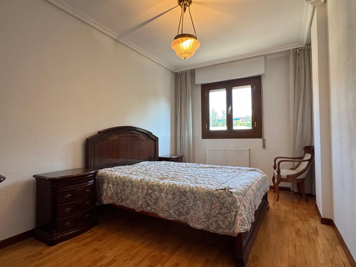 Bedroom of Flat for sale in  Logroño  with Heating, Parquet flooring and Storage room