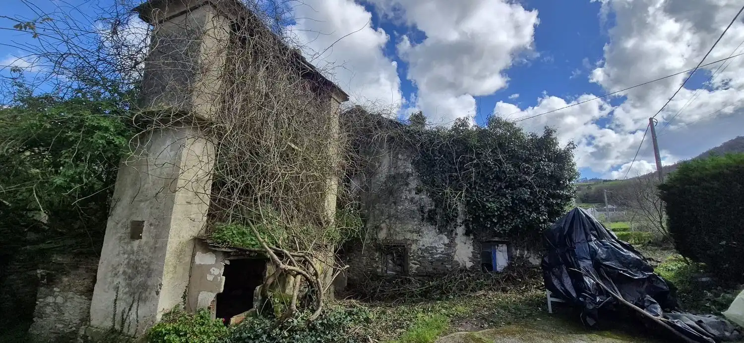 Houses for sale in Lourenzá