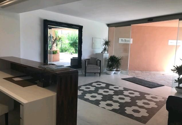 Oficina en venda en Marbella amb Aire condicionat