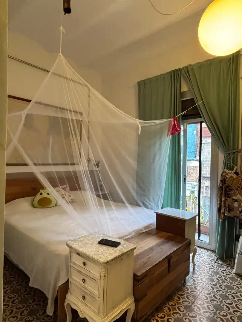 Habitación de Piso en venta en Badalona con Calefacción y Balcón