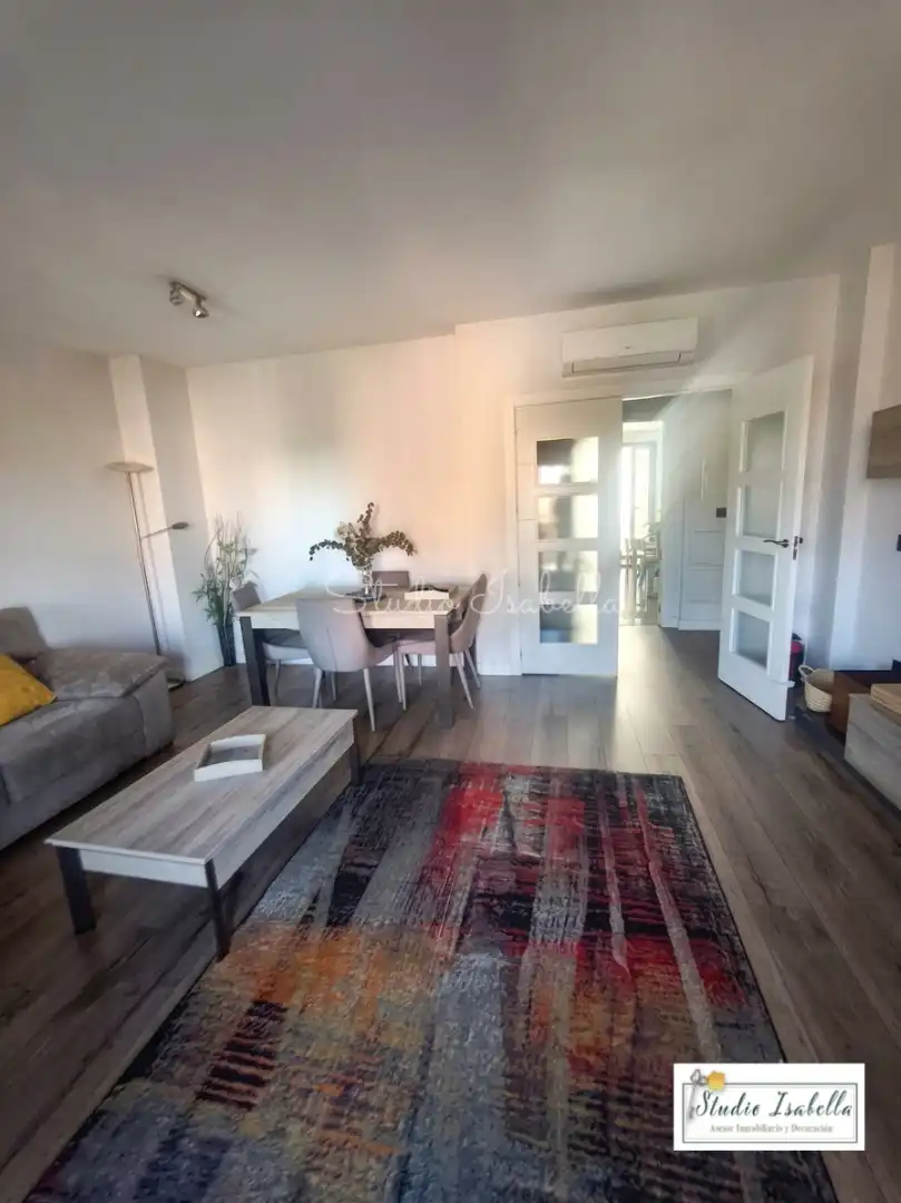 Flat with balcony to rent in Calle Río Arlés, imagen 6