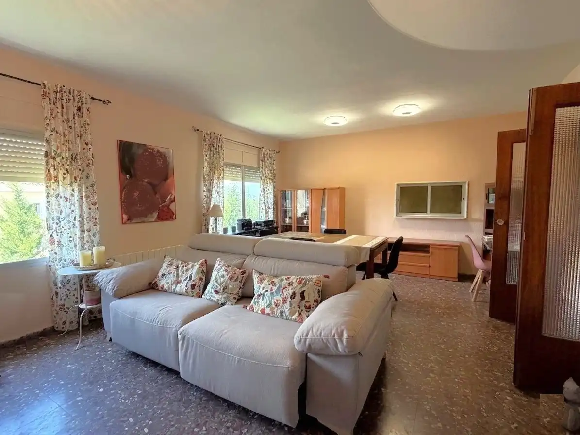 Sala de estar de Casa o chalet en venta en Náquera con Aire acondicionado, Calefacción y Jardín privado