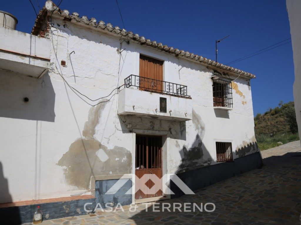 Vista exterior de Casa adosada en venda en Macharaviaya