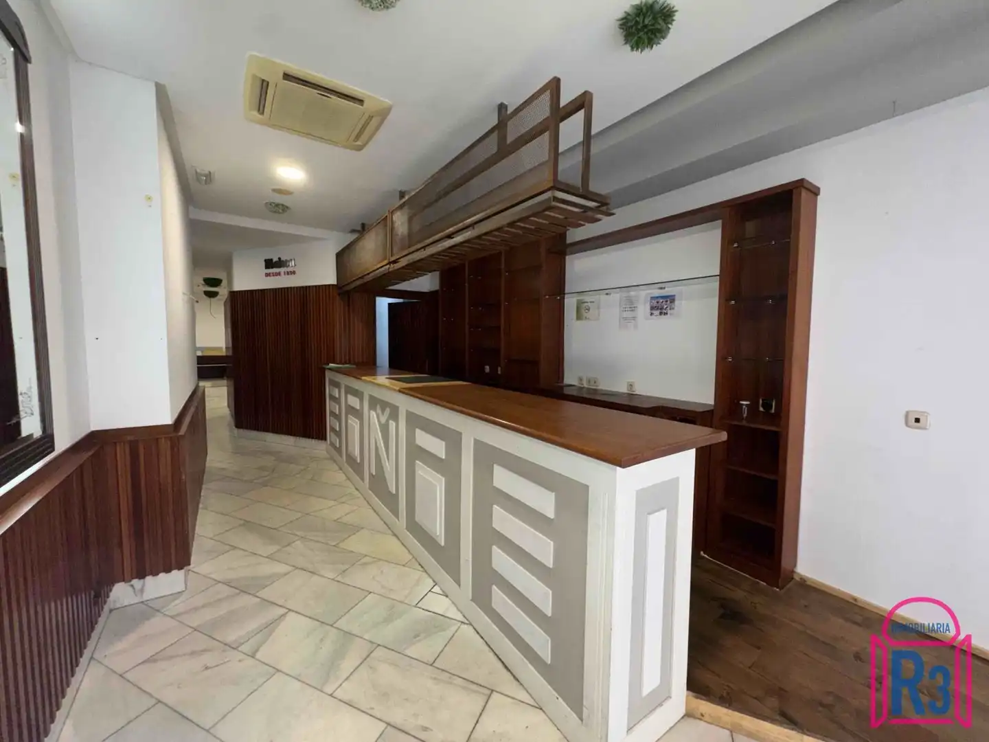 Local comercial en venda a Santa Ana, imagen 4
