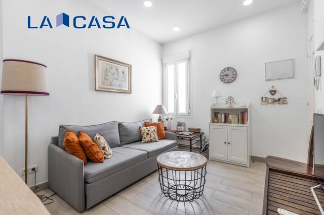 Piso en Venta en Calle de Santa Bárbara en Universidad - Malasaña