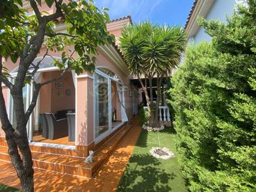 Haus mit Pool zum Verkauf in Calle maigmo 15