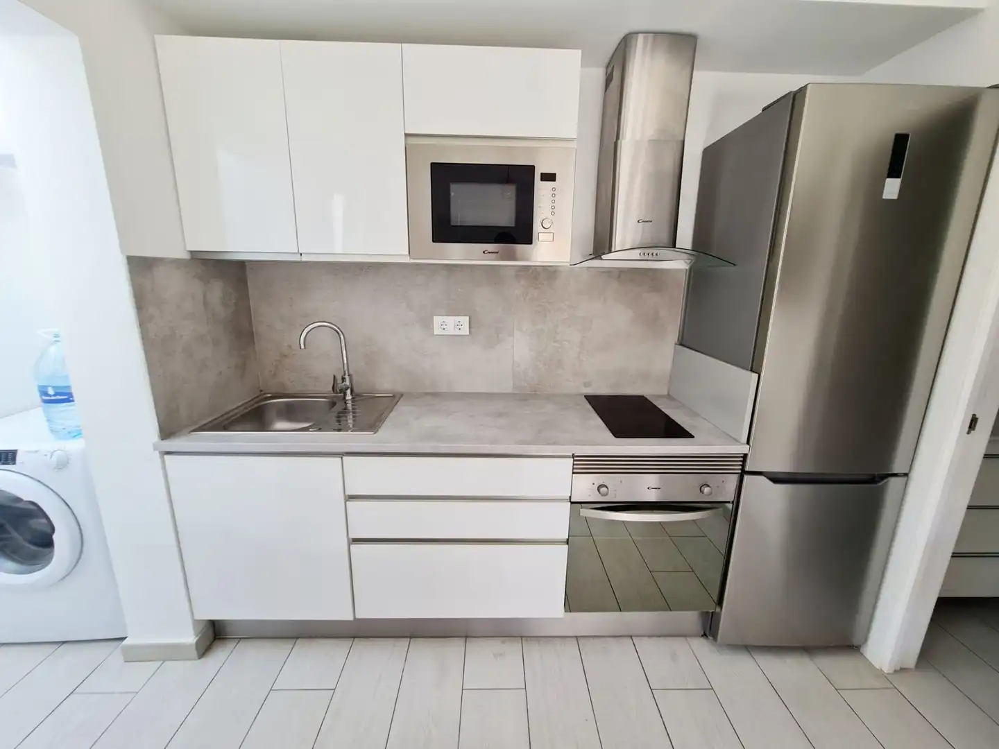 Cuina de Casa o xalet de lloguer en San Bartolomé de Tirajana amb Aire condicionat, Jardí privat i Terrassa