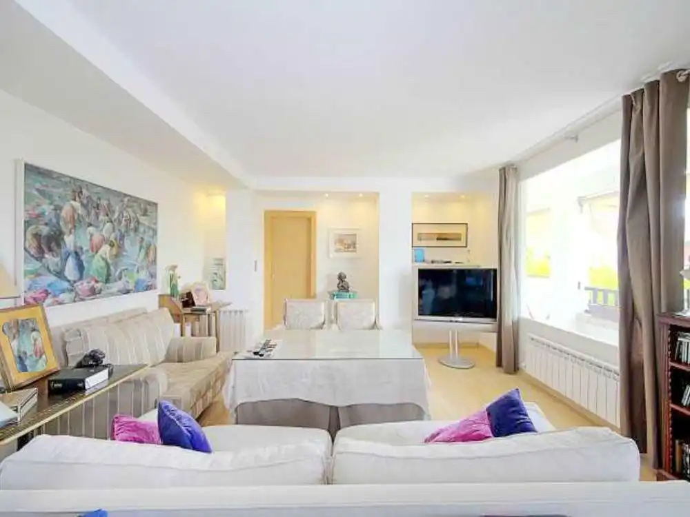 Sala de estar de Casa o chalet en venta en Granada con Piscina