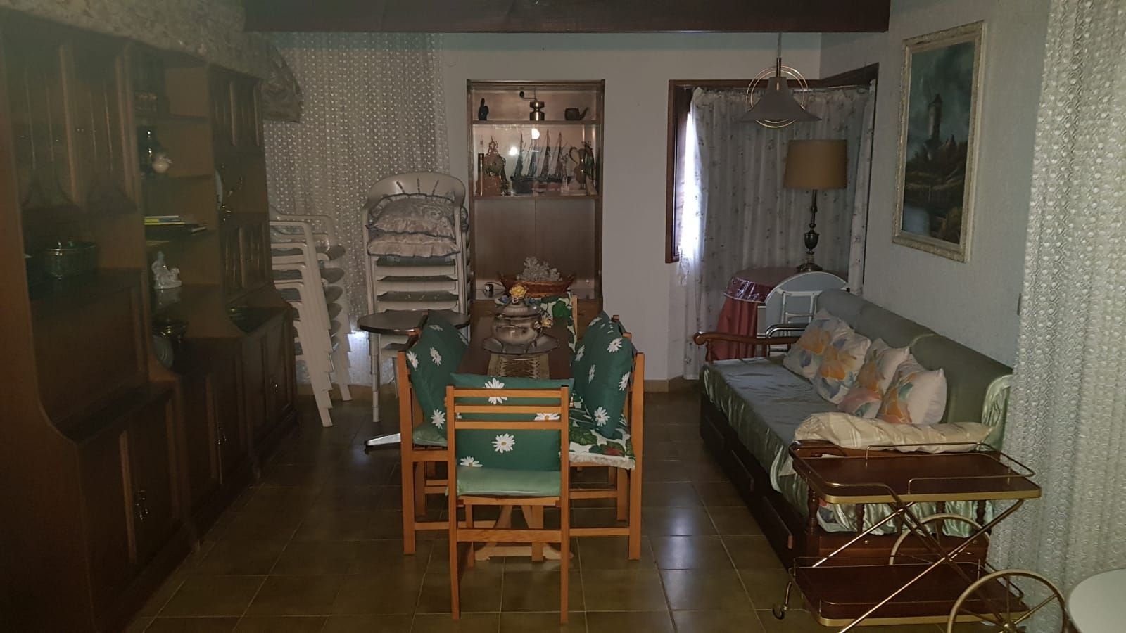 Sala d'estar de Finca rústica en venda en Palencia Capital amb Jardí privat, Terrassa i Traster