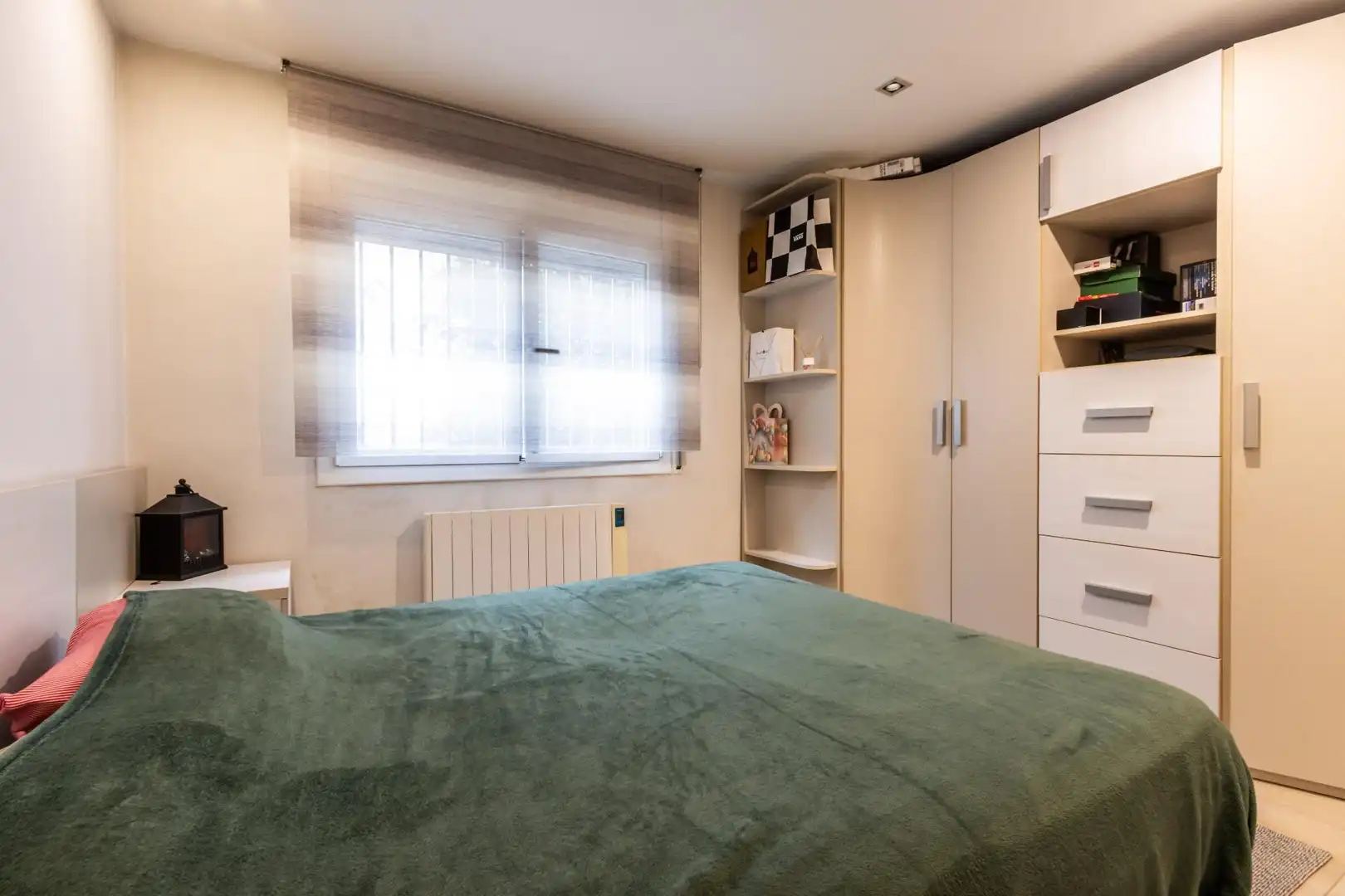 Habitación de Planta baja en venta en Santa Perpètua de Mogoda, Barcelona