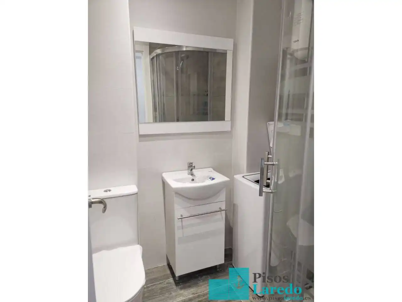 Baño de Estudio en venta en Laredo con Calefacción y Parquet
