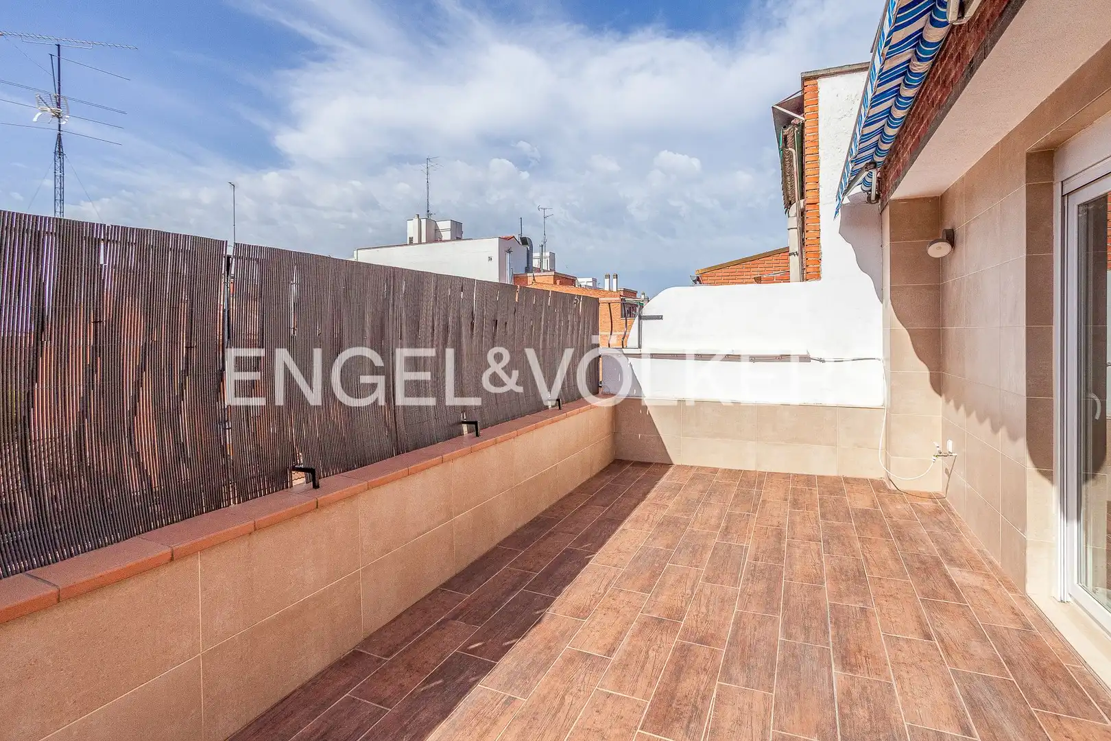 Penthouse with lift to rent in Pedro Unanue, imagen 15