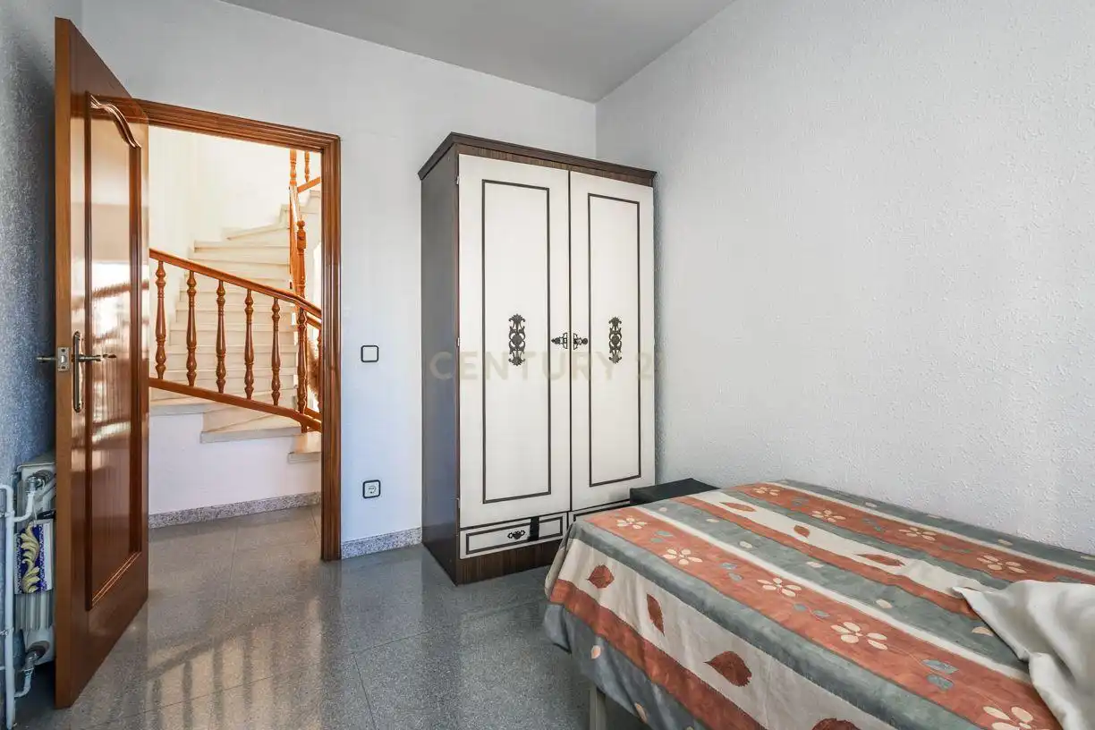 House with pool for sale in Carrer de les Orquídies, Viladecans, Spain, imagen 24