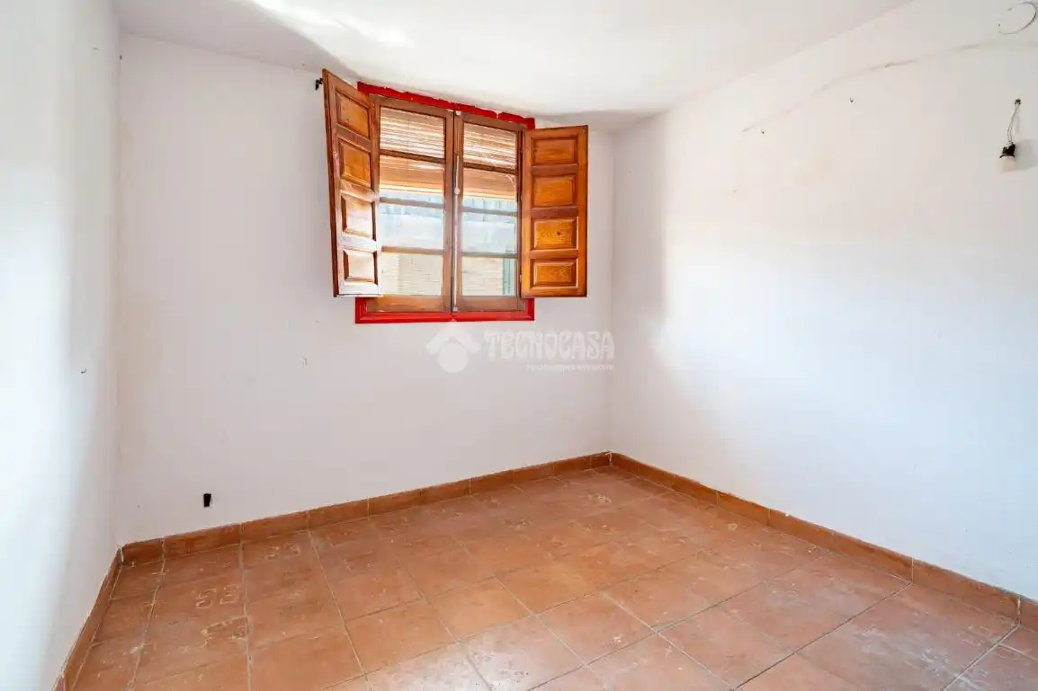 Habitación de Casa adosada en venta en Peligros