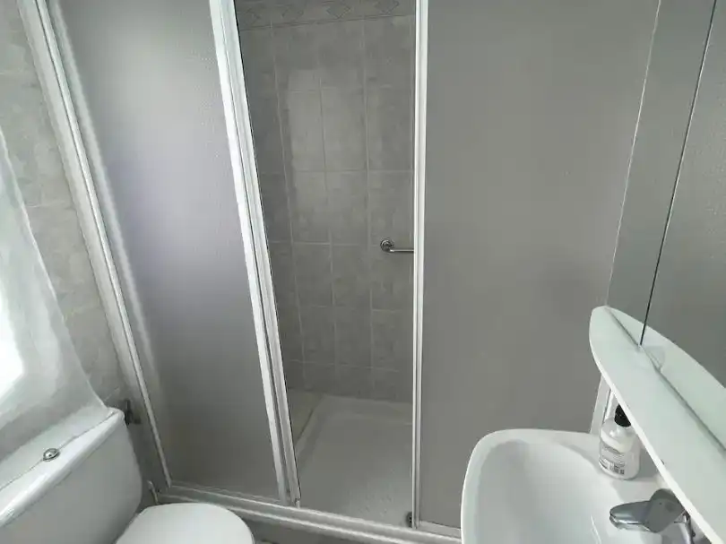 Badezimmer von Wohnung zur Miete in Ronda mit Klimaanlage, Möbliert und Balkon