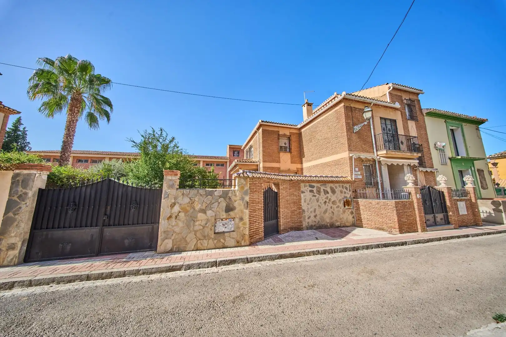 Xalet amb terrassa en venda a Calle LAGUNA DE LAS YEGUAS