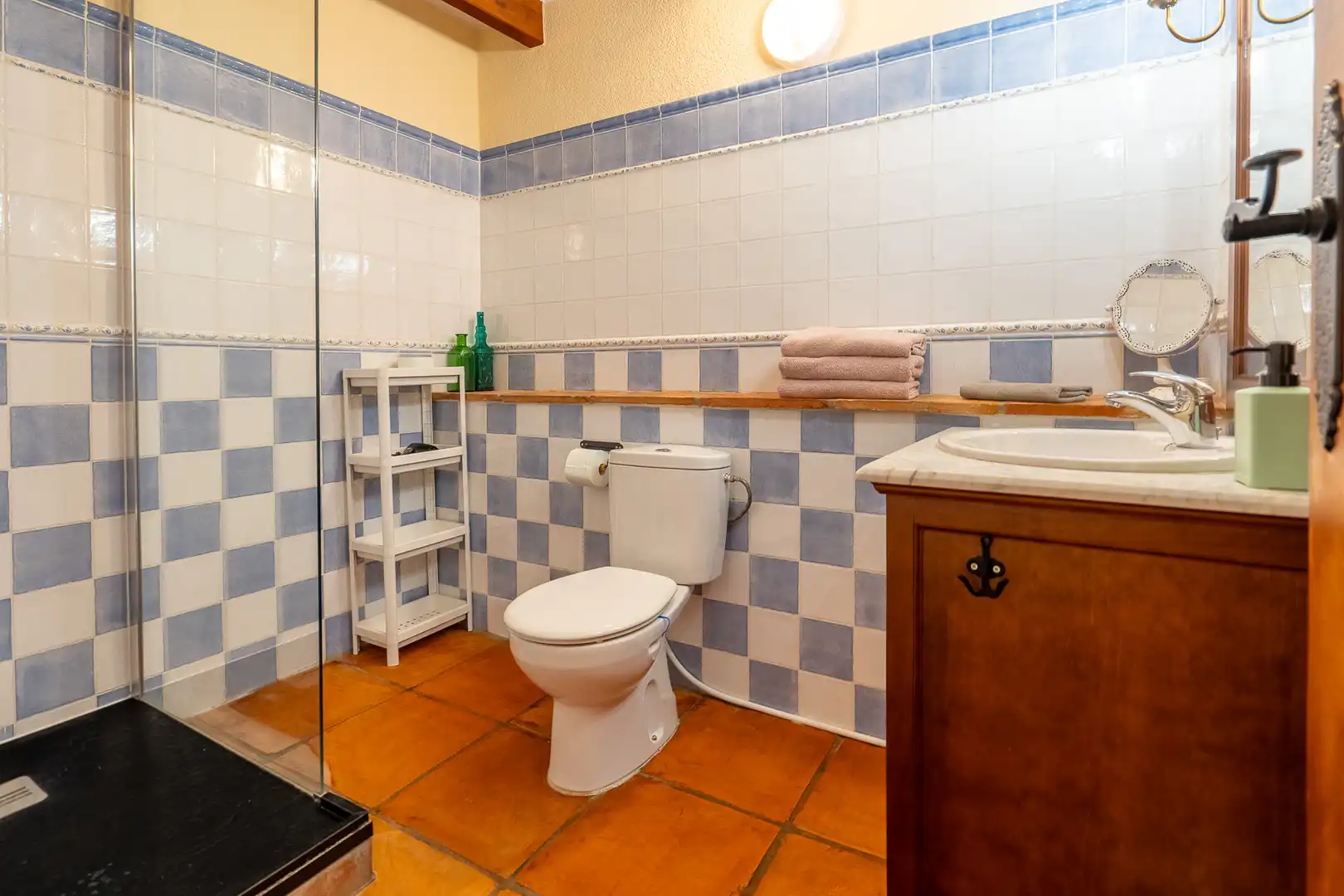 Bathroom of Commercial properties for sale in Sagra