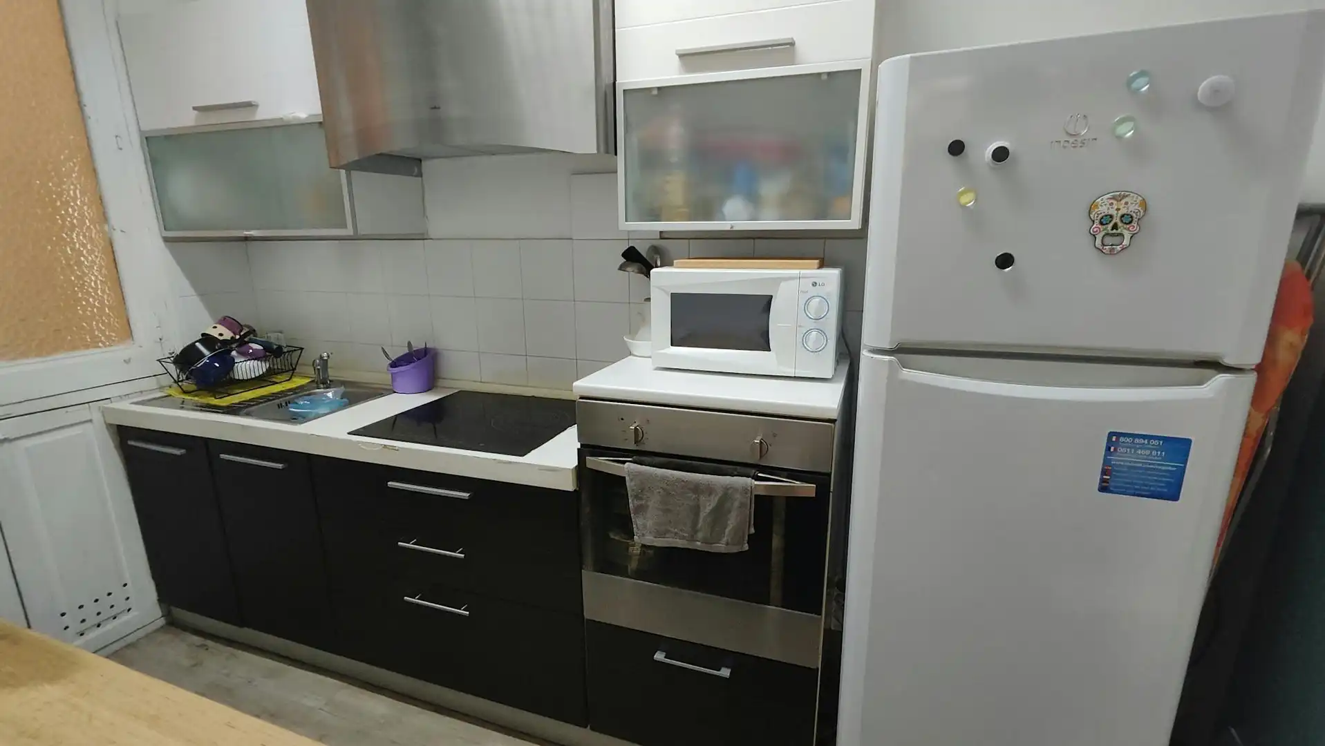 Kitchen of Flat for rent in Madrid  with Heating, Furnished and Washing machine