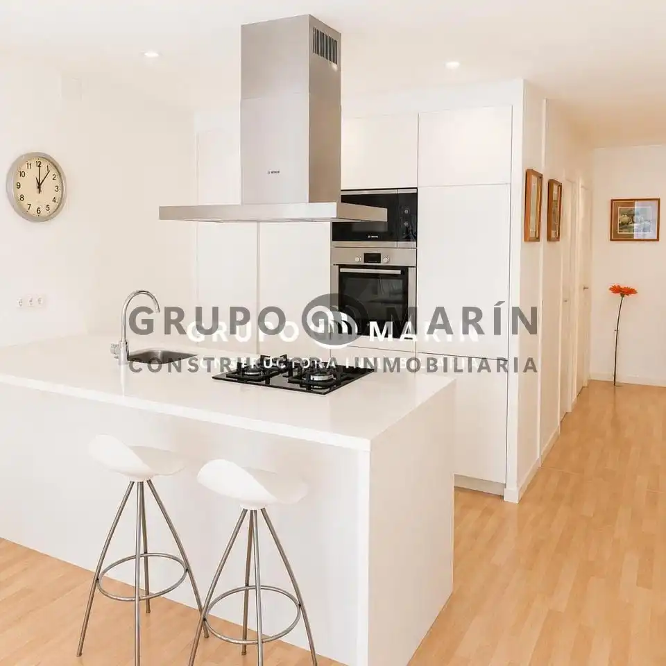 Flat with lift for sale in Avinguda Roma 13-15, imagen 3