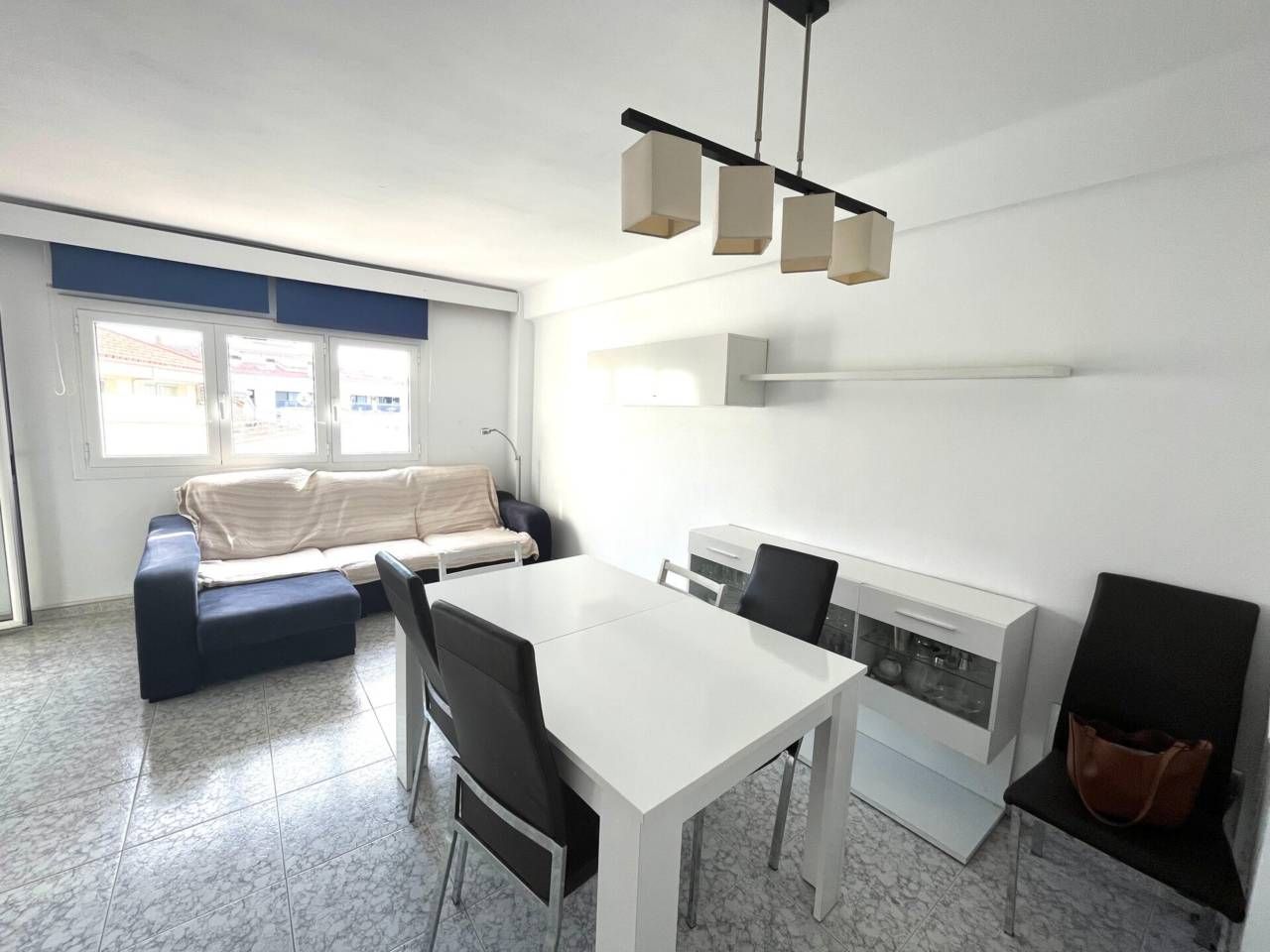 Sala d'estar de Pis en venda en Girona Capital amb Aire condicionat, Calefacció i Terrassa