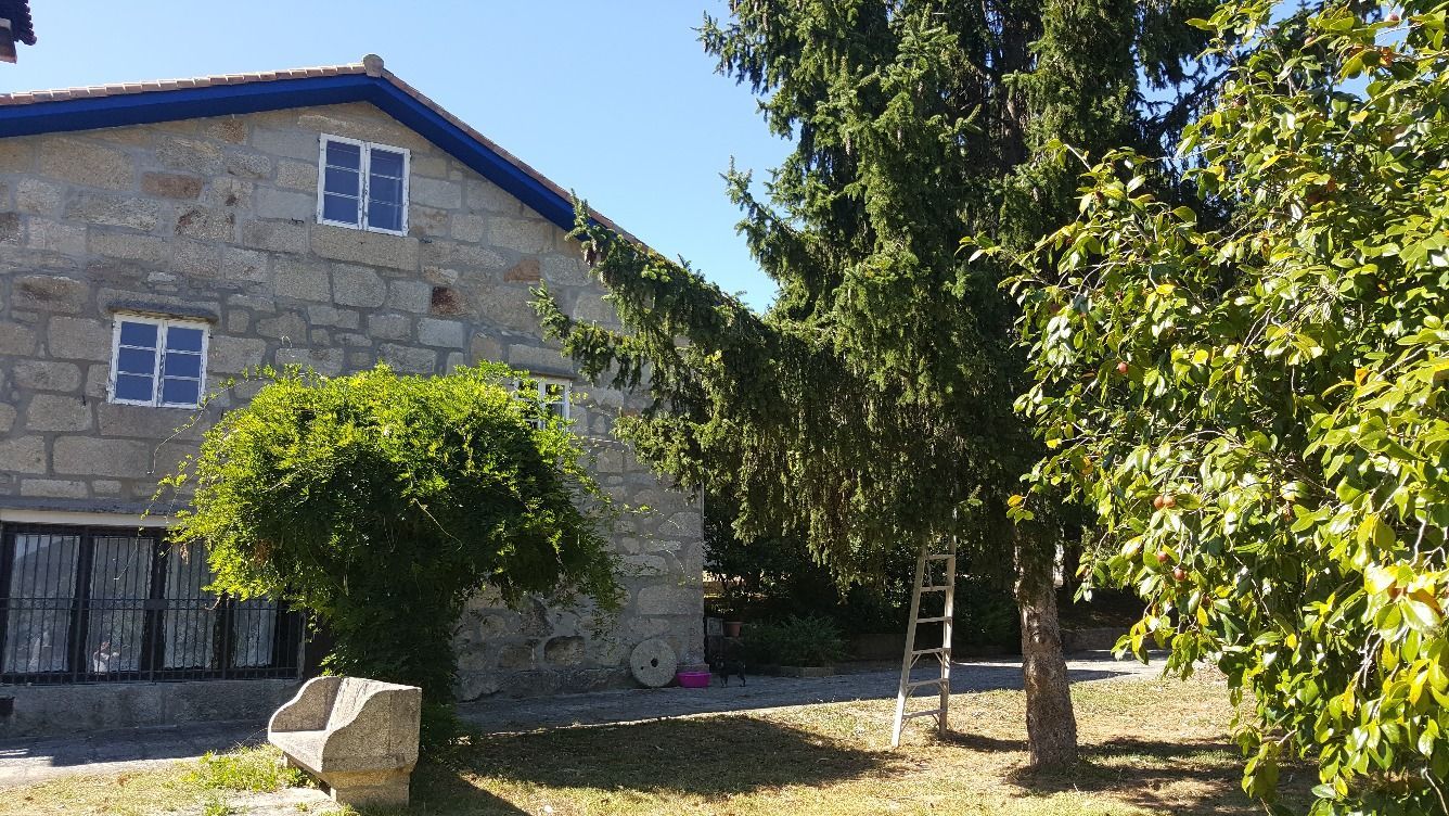 Vista exterior de Finca rústica en venda en Nigrán amb Jardí privat, Parquet i Piscina