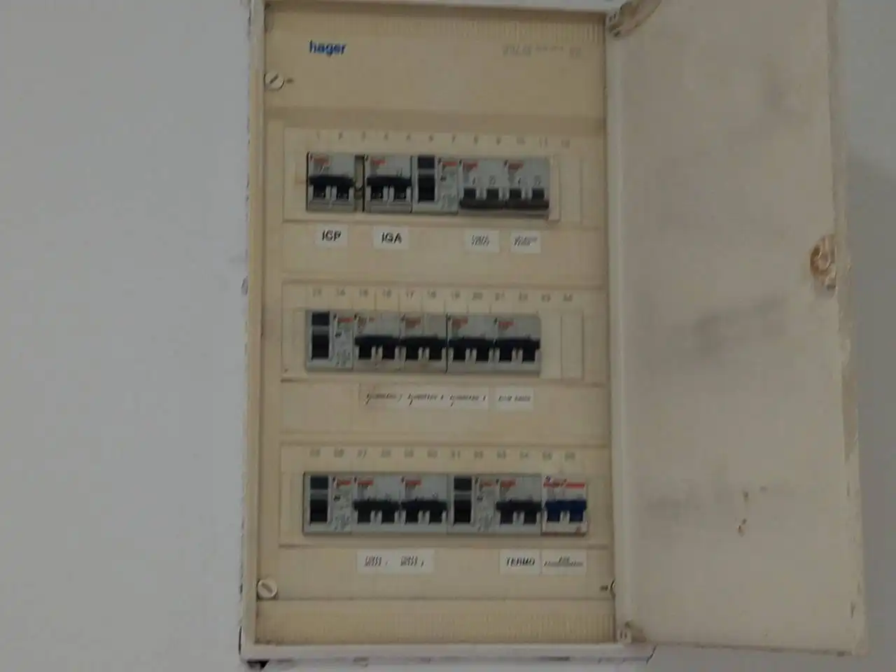 Local en venta en Calle Estacio, El Castell de Cubelles