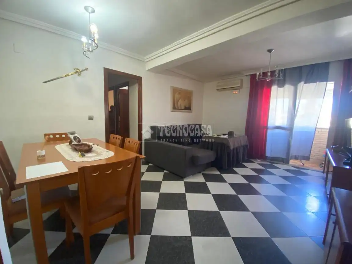 Sala de estar de Piso en venta en Huelva con Aire acondicionado y Balcón