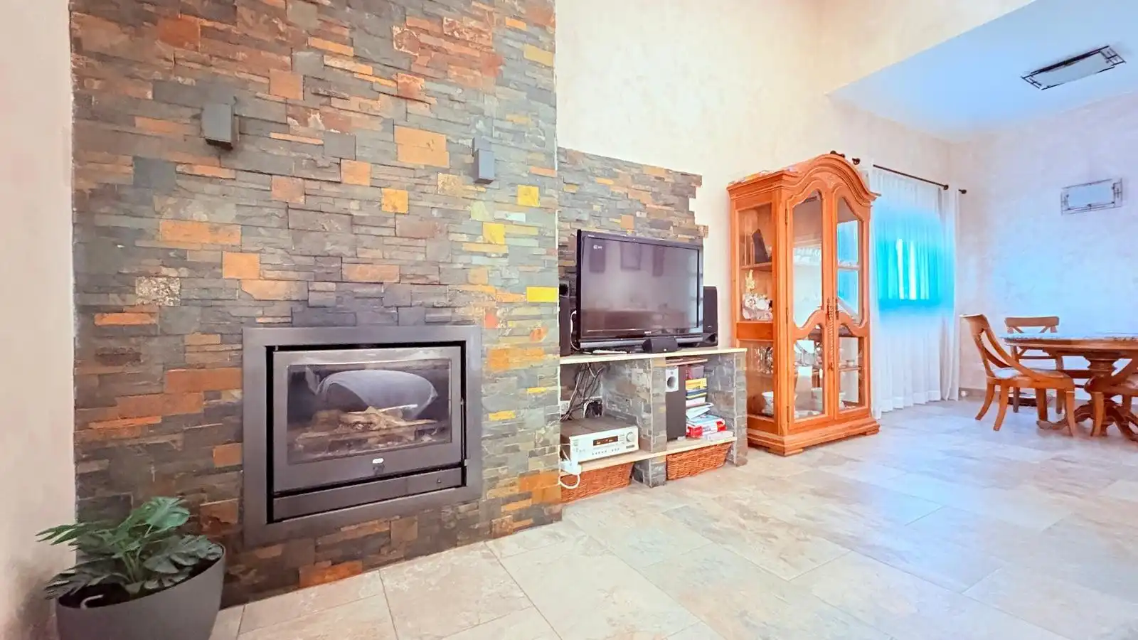 Sala de estar de Casa o chalet en venta en Castellar del Vallès con Aire acondicionado, Jardín privado y Terraza