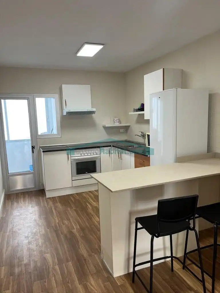 Piso con terraza en venta en Centre - Zona Alta, imagen 5